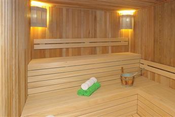 Julian Club Hotel 4*