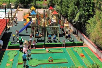 Julian Club Hotel 4*