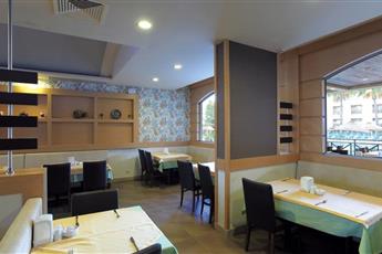 Julian Club Hotel 4*