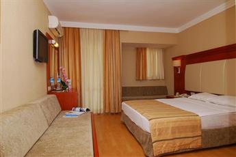 Julian Club Hotel