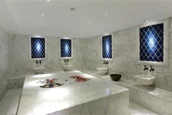 Julian Club Hotel
