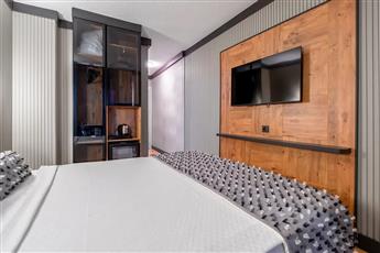 Jura Hotels Ada Beach Kusadasi 4*