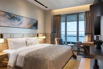 JW Marriott Hotel Istanbul Marmara Sea 5*