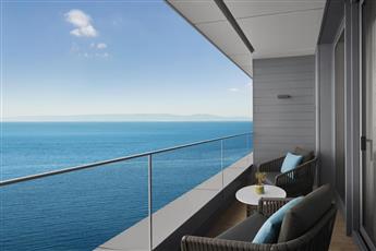 JW Marriott Hotel Istanbul Marmara Sea