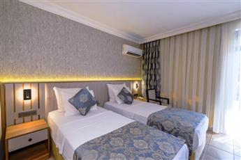 Kandelor Hotel