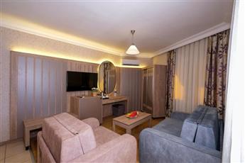 Kandelor Hotel