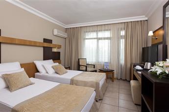 Kandelor Hotel