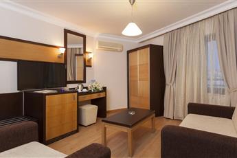 Kandelor Hotel