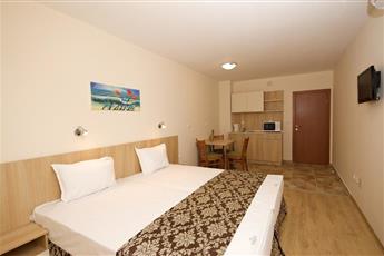 Karlovo Hotel 3*