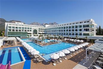 Karmir Resort & Spa
