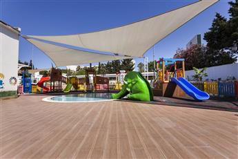 Karmir Resort & Spa