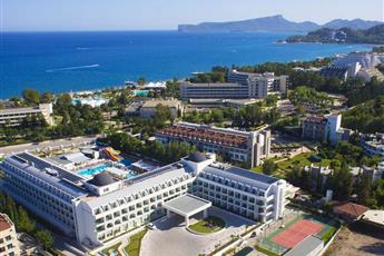Karmir Resort & Spa