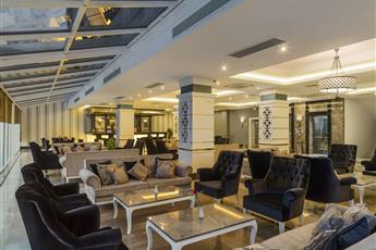 Karmir Resort & Spa