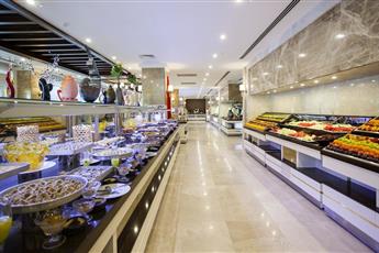 Karmir Resort & Spa