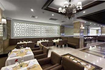 Karmir Resort & Spa