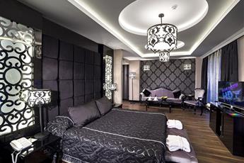 Karmir Resort & Spa