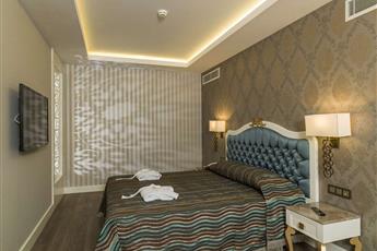 Karmir Resort & Spa