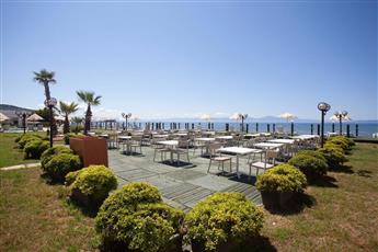 Karya Family Resort 4*