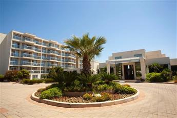 Karya Family Resort 4*