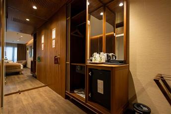 Kate Hotel Special Class 4*