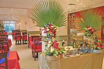 King Tut Aqua Park Beach Resort 4*