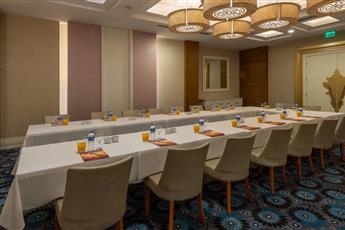 Kirman Belazur Resort & Spa 5*