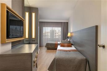 Kirman Belazur Resort & Spa