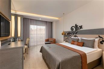 Kirman Belazur Resort & Spa