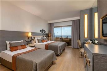 Kirman Belazur Resort & Spa