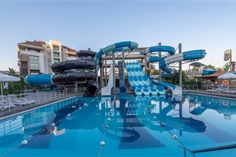 Kirman Belazur Resort & Spa