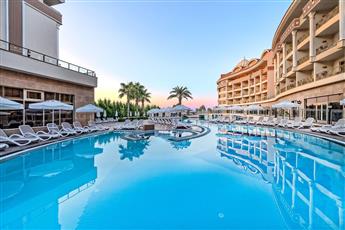 Kirman Belazur Resort & Spa