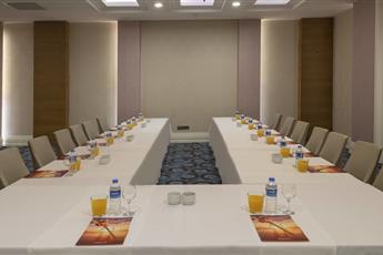 Kirman Belazur Resort & Spa
