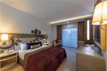 Kirman Belazur Resort & Spa