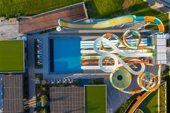 Kirman Calyptus Resort & SPA