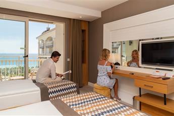 Kirman Sidera Luxury & Spa