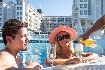 Kirman Sidera Luxury & Spa
