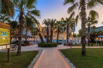 Kirman Sidera Luxury & Spa