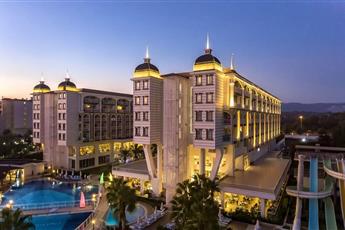 Kirman Sidera Luxury & Spa
