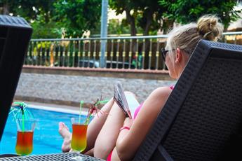 Kleopatra Ada Beach Hotel 4*