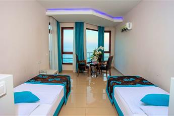 Kleopatra Ada Beach Hotel 4*