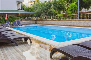 Kleopatra Ada Beach Hotel