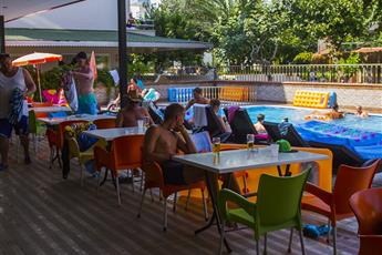 Kleopatra Ada Beach Hotel