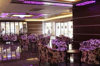 Kleopatra Blue Hawaii Hotel