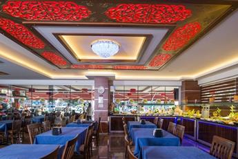 Kleopatra Blue Hawaii Hotel