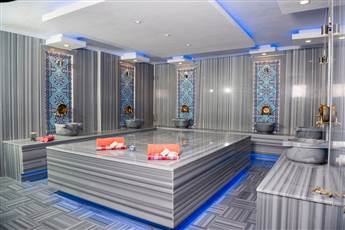 Kleopatra Blue Hawaii Hotel