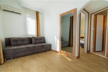 Kleopatra Celine Hotel