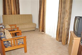 Kleopatra Celine Hotel