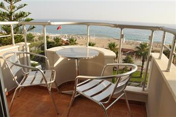Kleopatra Celine Hotel