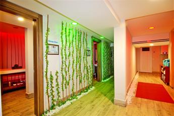 Kleopatra Ramira Hotel