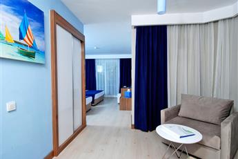 Kleopatra Ramira Hotel